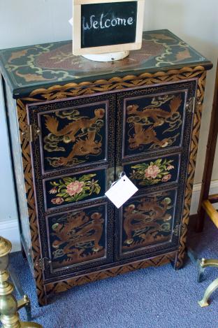 2 door cabinet