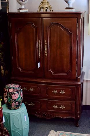 Vintage gentleman’s chest