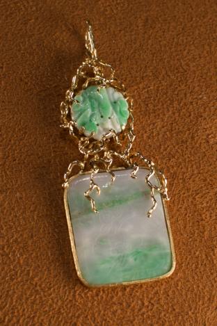 Carved jade pendant
