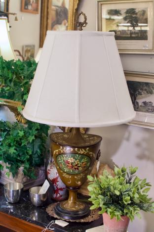 Bradburn Gallery tole lamp