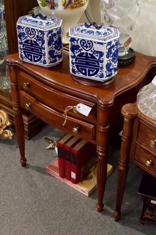 2 drawer Sheraton leg table by Lexington