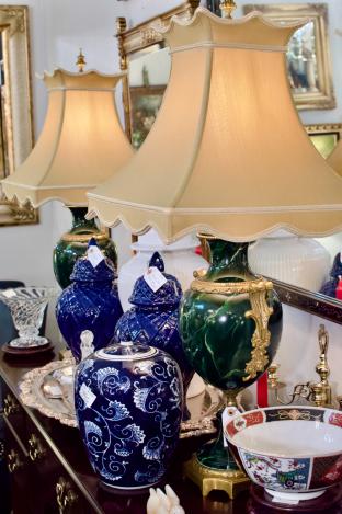 Chelsea House pair of marble & brass lamps