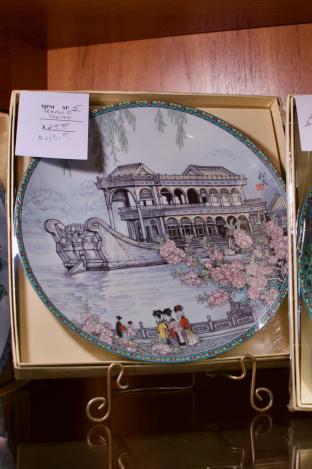 Marble boat decorative plate