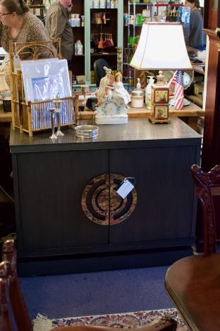 2 door cabinet - Tomlinson furniture