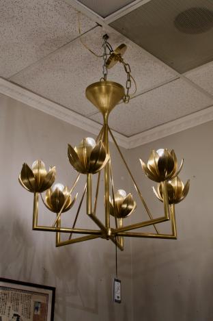 Julie Neill Alberto small low ceiling chandelier