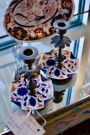 Pair of candlesticks