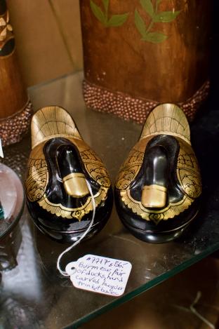 Burmese pair of ducks