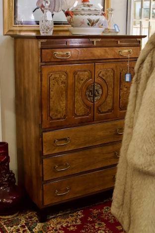 Basset furniture Asian 2 door chest