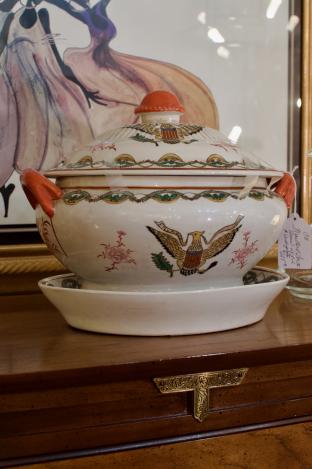 Maitland Smith tureen w/ lid & underplate