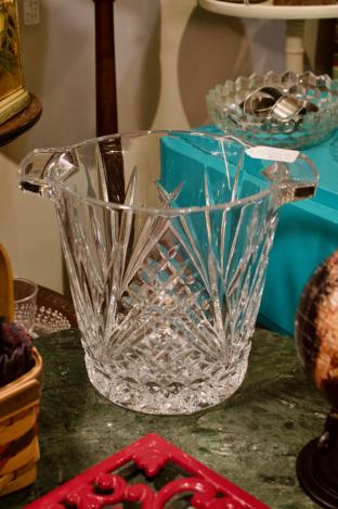 Crystal ice bucket
