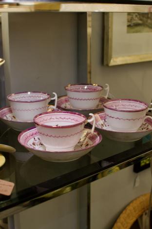 Set of 4 cups & saucers pink lustreware