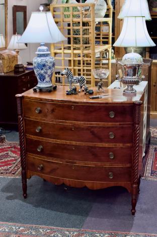 Antique federal bow front chest of drawers
