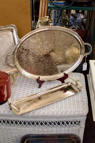 Large vintage oval pilgrim silverplated footed tray