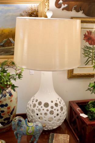 Ceramic open work table lamp