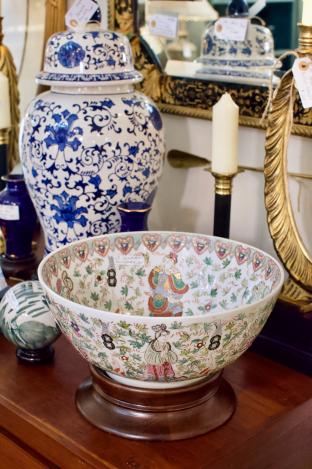 Asian bowl & stand