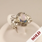 Platinum setting ring w/ clear opal