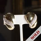 18K gold earrings w/ 1 carat of diamonds