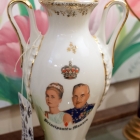 Princess grace / Prince Ranier wedding vase 1956
