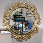 Leaf mirror