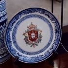 Blue & white plate w/ crown crest