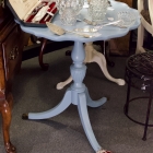 Blue pie crust table
