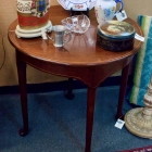 Queen Anne gate leg table
