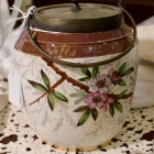 Biscuit jar