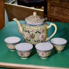 Yellow Chinese teaset pot w/ cups
