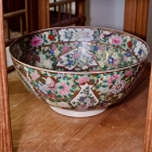 Rose medallion bowl