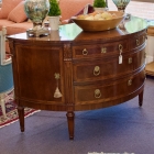 Karges demilune commode