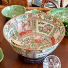 Rose medallion bowl w/ stand