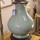 Ginger jar w/ metal base & lid