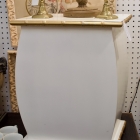 Chelsea House faux bamboo trim drinks stand