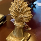 Pair of brass wheat bookends - Mottahedeh